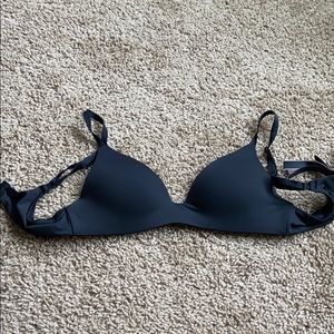 34A VS Tshirt bra